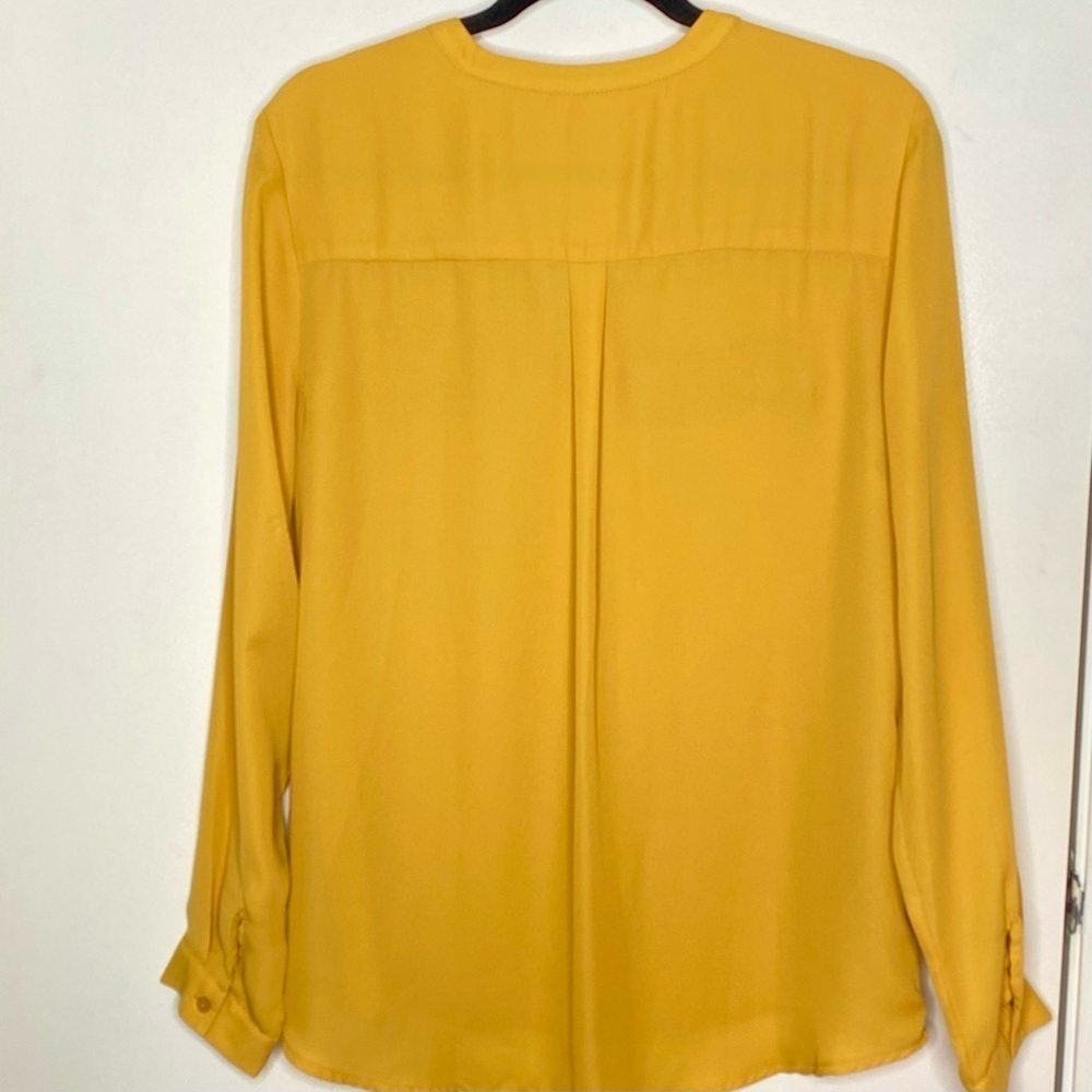 Suzy Shier Long Sleeve Yellow Mustard Size L Polyester Light & Classy Pre-Loved - Picture 5 of 15